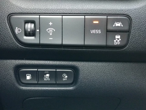 Kia Niro 1.6 GDi PHEV 104kW (141CV) Drive