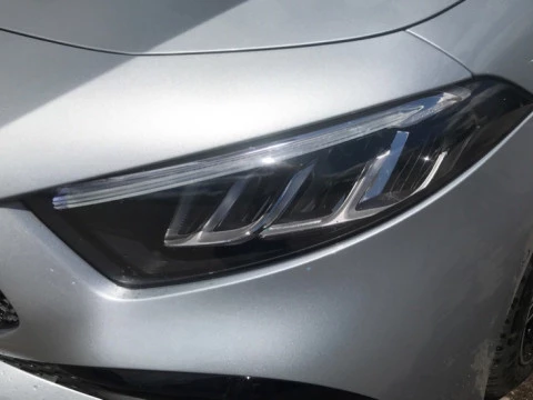 Mercedes-Benz Clase A  250 e Compacto con tecnología híbrida EQ