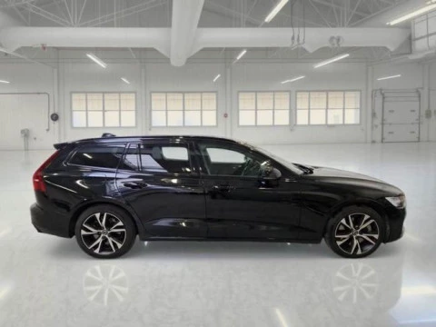 Volvo V60 2.0 T6 AWD Recharge R-Design Auto