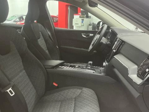 Volvo XC60 XC60 Recharge Core, T6 plug-in hybrid eAWD, Eléctrico