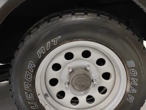 Suzuki Jimny 1.3 JX RANGER