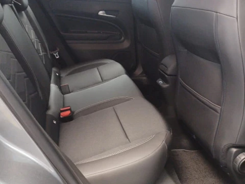 Jeep Avenger 1.2 G 74kW (100CV) Altitude