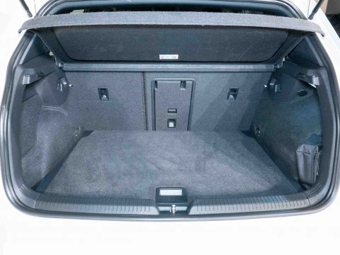 Volkswagen Golf R-Line 1.5 TSI 110kW (150CV)