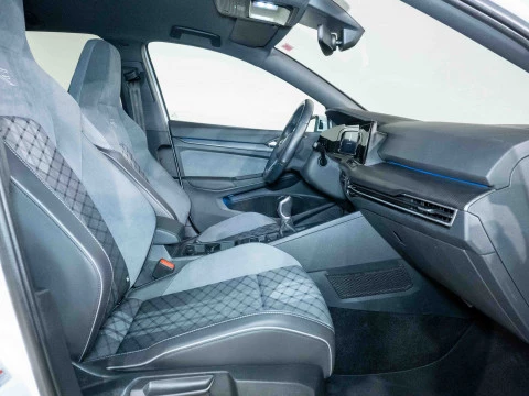Volkswagen Golf R-Line 1.5 TSI 110kW (150CV)