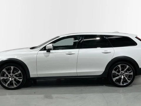 Volvo V90 V90 Cross Country Plus, B4 AWD Mild hybrid, Diésel, Bright