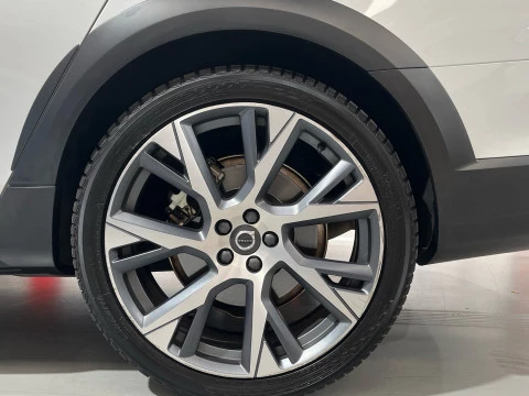 Volvo V90 V90 Cross Country Plus, B4 AWD Mild hybrid, Diésel, Bright