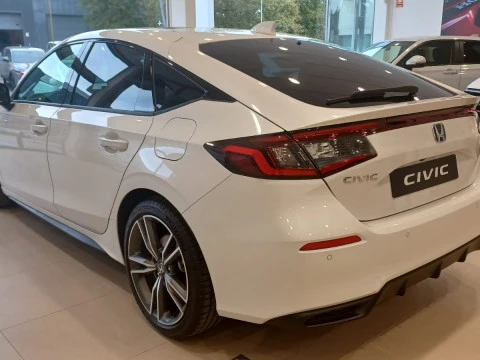 Honda Civic 2.0 i-MMD Advance CVT