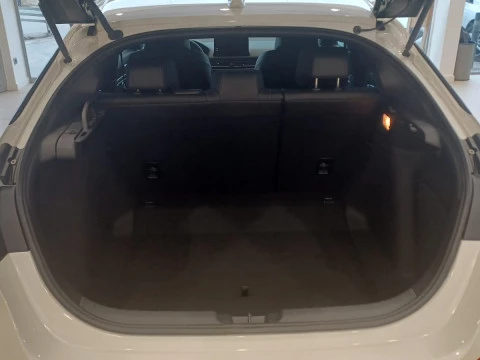 Honda Civic 2.0 i-MMD Advance CVT