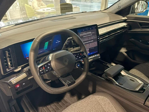 Renault Austral Techno E-Tech Full Hybrid 147kW (200CV) Renault Austral Techno E-Tech Full Hybrid 147kW (200CV)