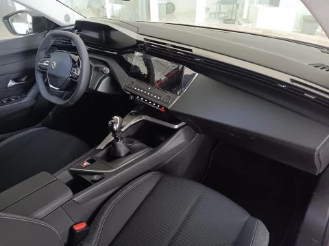 Peugeot 308 fam. 1.2 PURETECH 130 ACTIVE PACK SW 5P