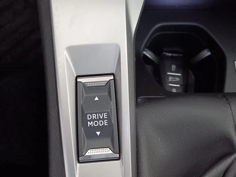 Peugeot 308 fam. 1.2 PURETECH 130 ACTIVE PACK SW 5P