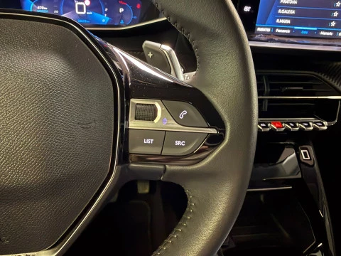 Peugeot 2008 Allure Pack BlueHDI 130 S&S EAT8