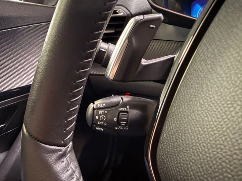 Peugeot 2008 Allure Pack BlueHDI 130 S&S EAT8