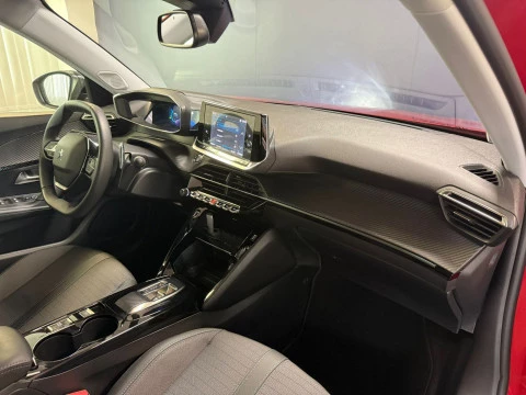 Peugeot 2008 Allure Pack BlueHDI 130 S&S EAT8