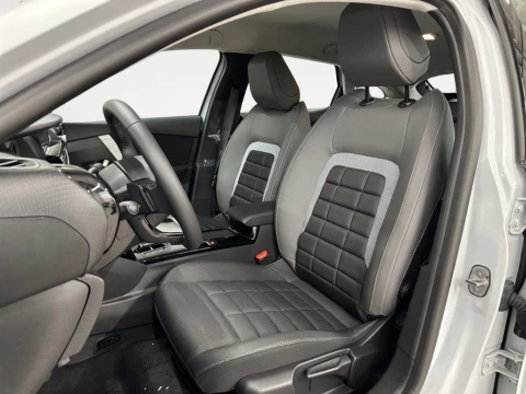 Citroën C4 Hybrid 145 ë-DCS6 Business Edition