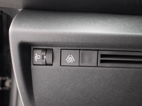 Citroën C4 1.2 PURETECH 130 S&S FEEL PACK 5P