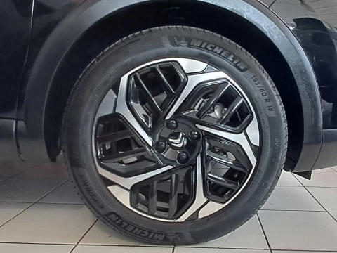 Citroën C4 1.2 PURETECH 130 S&S FEEL PACK 5P