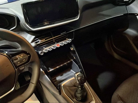 Peugeot 2008 Style Gasolina 100 S&S 6 Vel. MAN