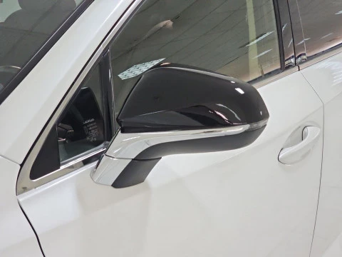 Lexus NX 2.5 300h Premium 2WD