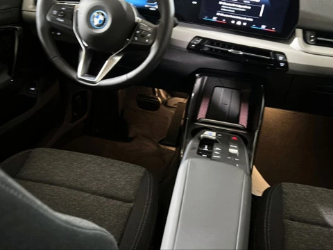 BMW iX2 xDrive30