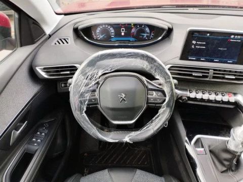 Peugeot 3008 1.5 BlueHDi 96kW (130CV) S&S Allure