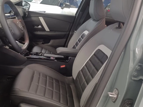 Citroën C4 Hybrid 145 ë-DCS6 Max