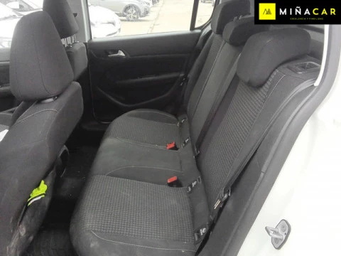 Peugeot 308 BlueHDi 100 S&S Allure 75 kW (100 CV)