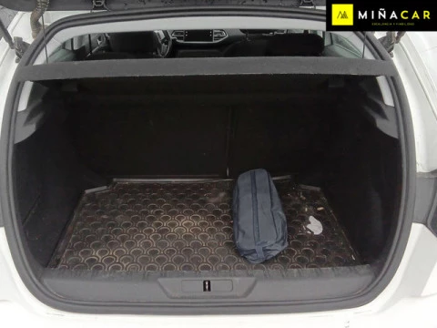 Peugeot 308 BlueHDi 100 S&S Allure 75 kW (100 CV)