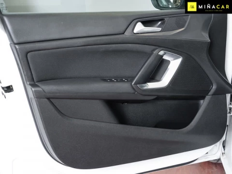 Peugeot 308 BlueHDi 100 S&S Allure 75 kW (100 CV)