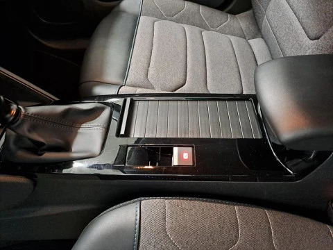 Citroën C4 1.2 PURETECH 130 S&S FEEL PACK 5P