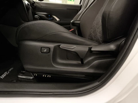 Toyota Yaris Cross 120H Style 85 kW (116 CV)