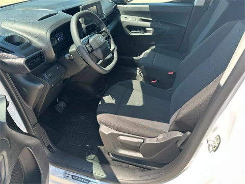 Toyota Proace City Combi L1 50kWH GX