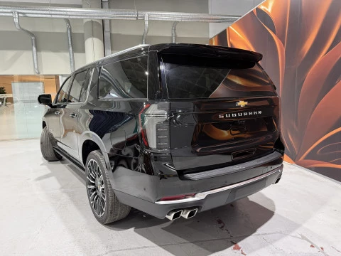 Chevrolet Suburban 6.2 V8 High Country