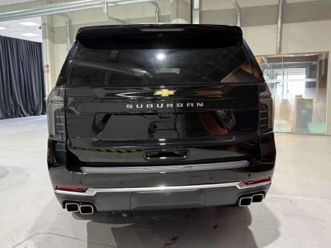 Chevrolet Suburban 6.2 V8 High Country