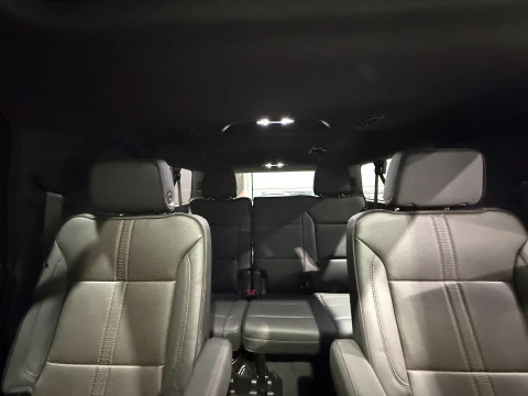 Chevrolet Suburban 6.2 V8 High Country