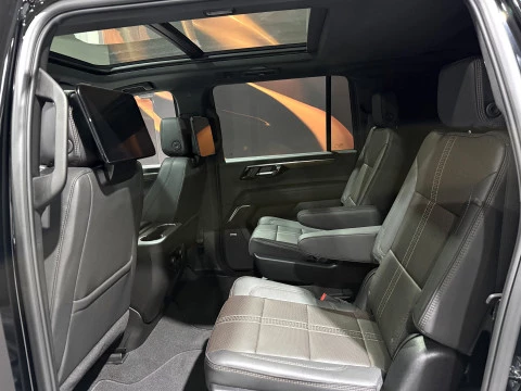 Chevrolet Suburban 6.2 V8 High Country