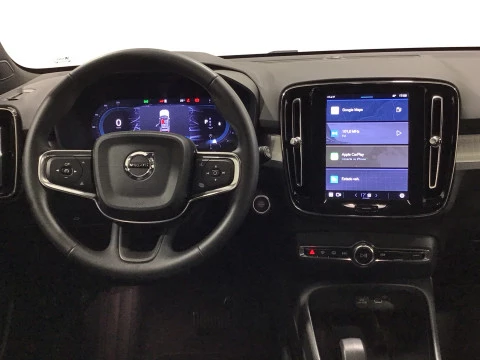 Volvo XC40 XC40 Core, B3 Mild hybrid, Gasolina