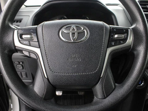 Toyota Land Cruiser LC Land Cruiser - RC20