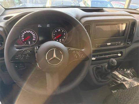Mercedes-Benz Vito 110CDI 75kW furgón Pro larga