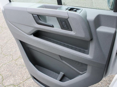 Volkswagen CRAFTER 2.0 TDI 103KW 30 MWB 140 4P