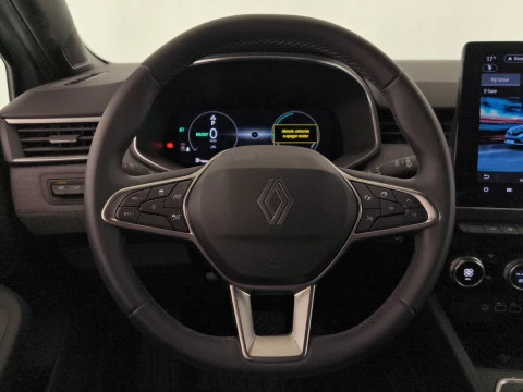 Renault Clio 1.6 E-TECH TECHNO 5P