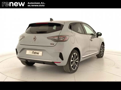Renault Clio 1.6 E-TECH TECHNO 5P