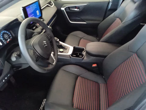 Suzuki Across 2.5 PHEV 4WD