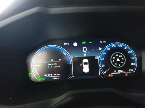 Suzuki Across 2.5 PHEV 4WD