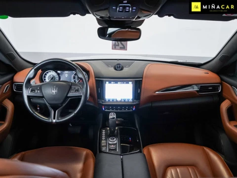 Maserati Levante GT L4 330CV HybridGasolina AWD
