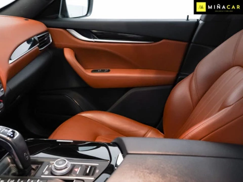 Maserati Levante GT L4 330CV HybridGasolina AWD