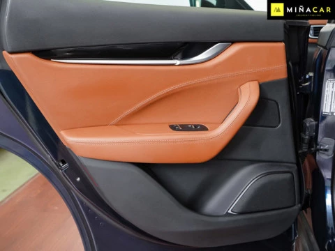 Maserati Levante GT L4 330CV HybridGasolina AWD
