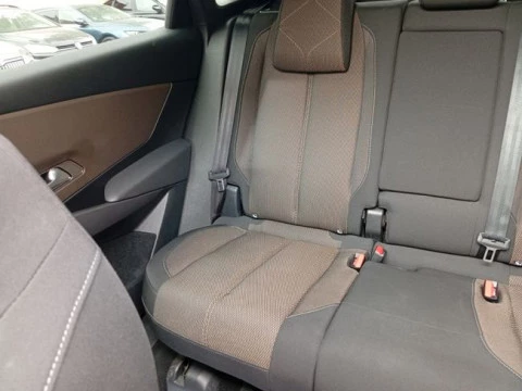 DS 7 Crossback BlueHDi DE 96kW (130CV) AT Bastille +