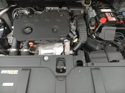 DS 7 Crossback BlueHDi DE 96kW (130CV) AT Bastille +