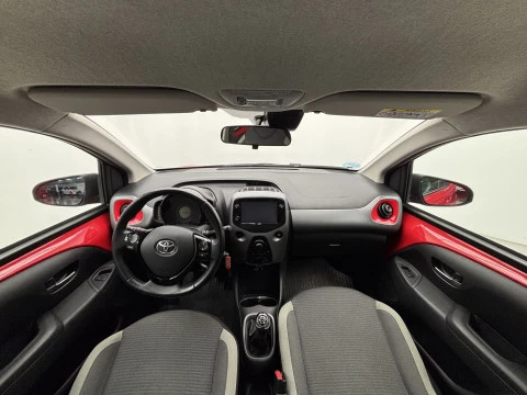 Toyota Aygo 1.0 70 x-play